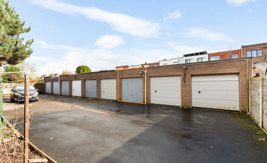 Appartement met tuin te koop in Aartselaar