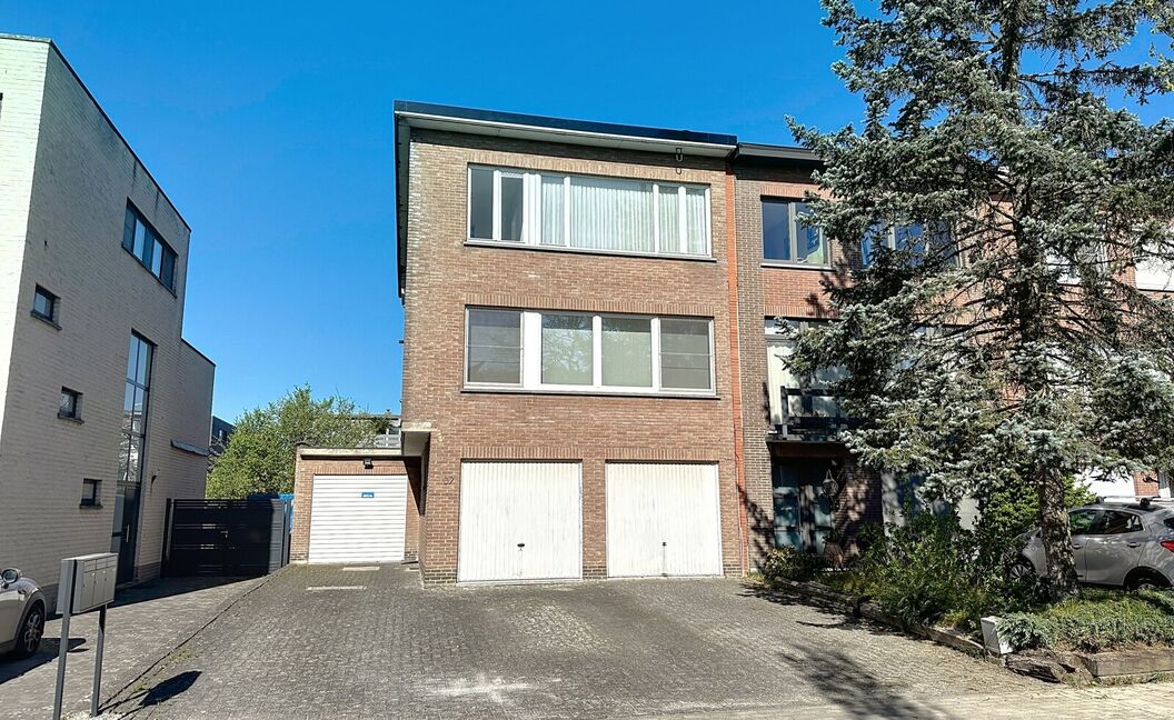 Appartement te koop in Aartselaar