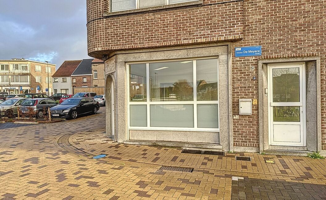 Commercieel gelijkvloers te huur in Boom