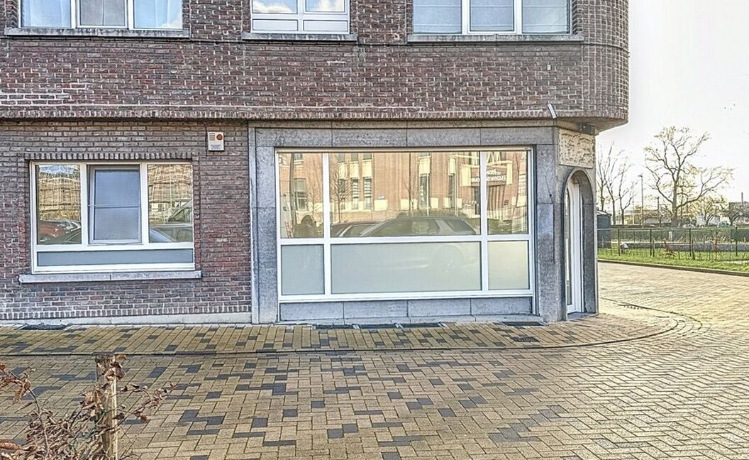 Commercieel gelijkvloers te huur in Boom