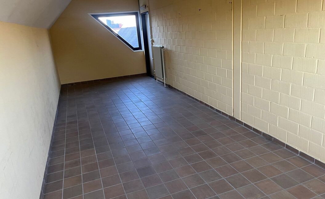 Commerci&euml;le building te huur in Aartselaar