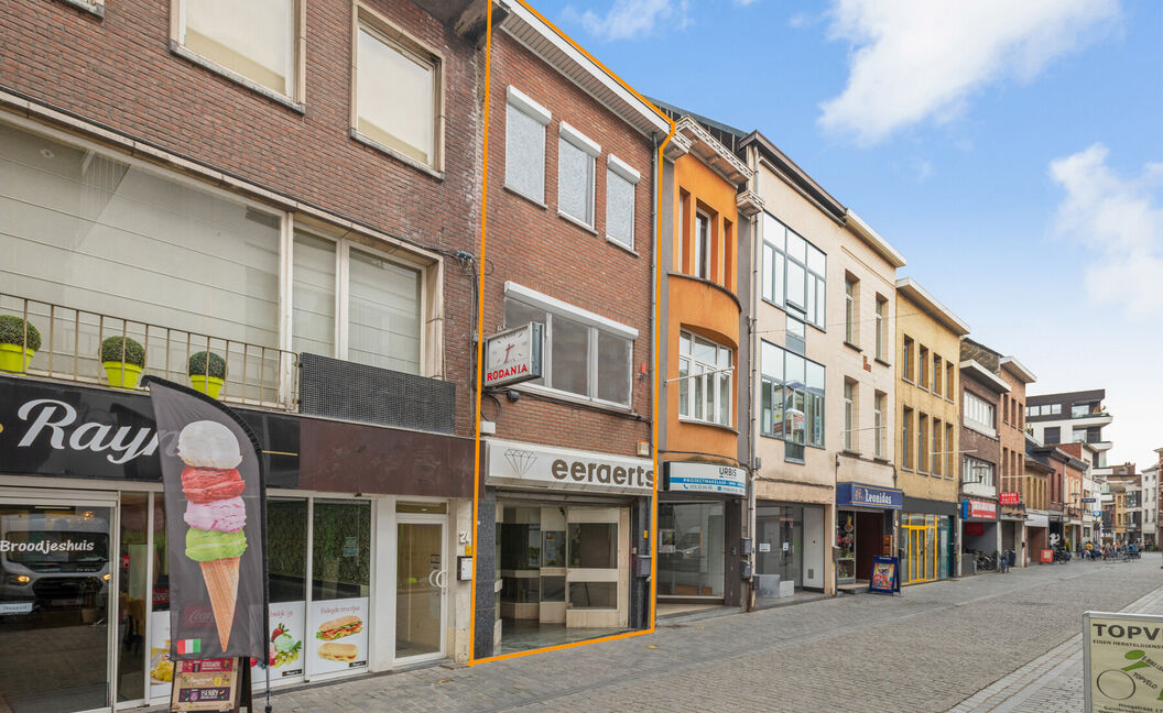 Gebouw voor gemengd gebruik te koop in Boom