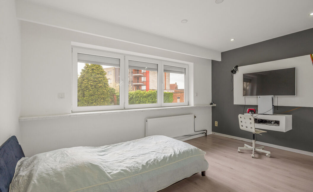 Gebouw voor gemengd gebruik te koop in Boom