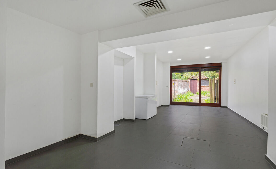 Gebouw voor gemengd gebruik te koop in Boom