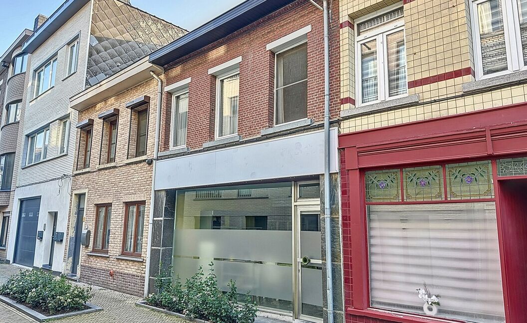 Gebouw voor gemengd gebruik te koop in Boom