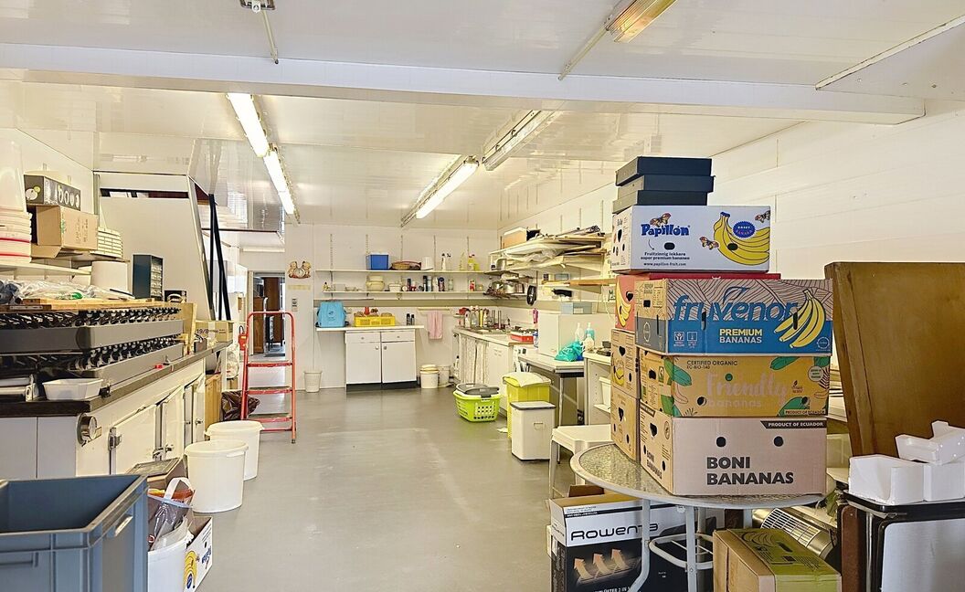 Gebouw voor gemengd gebruik te koop in Boom