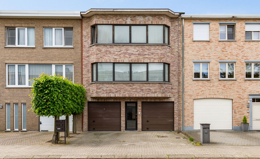 Gelijkvloerse verd. + tuin te koop in Aartselaar