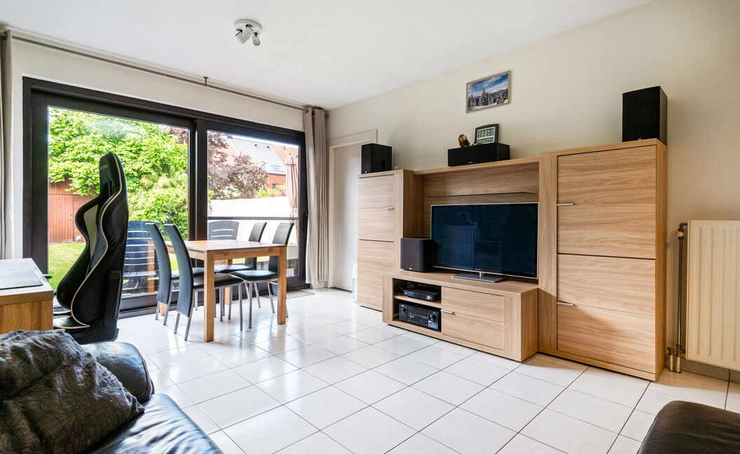 Gelijkvloerse verd. + tuin te koop in Aartselaar