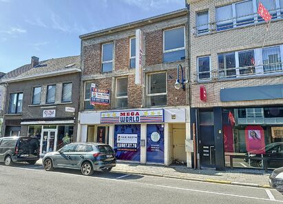 Commerci&euml;le building te koop in Kontich